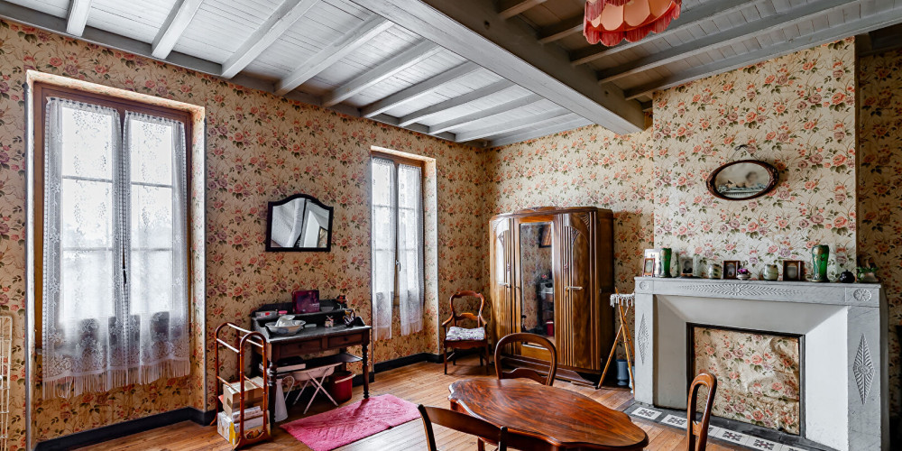 maison à CIVRAC SUR DORDOGNE (33350)